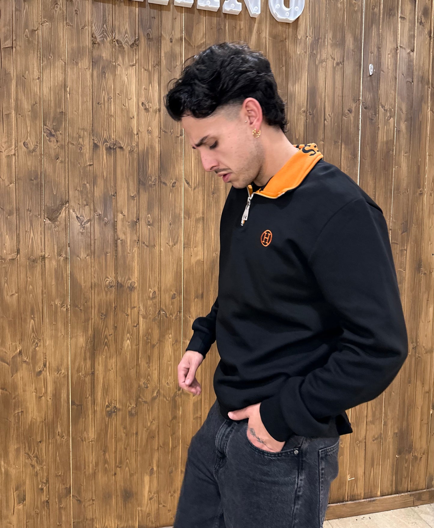 Sudadera H Negra