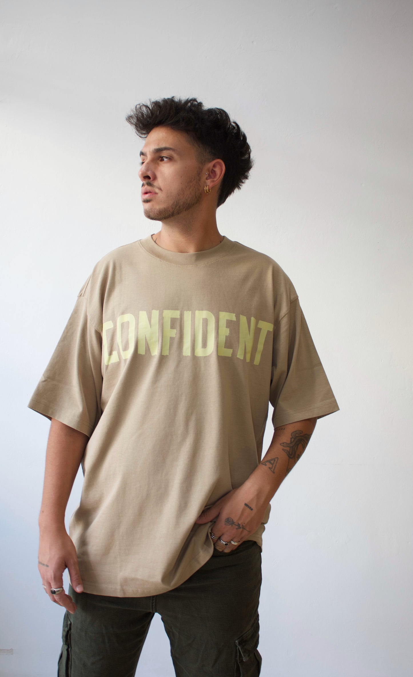 Camiseta Confident